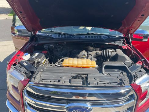 Used 2016 Ford F150 Lariat w/ Equipment Group 502A Luxury RWD image 10