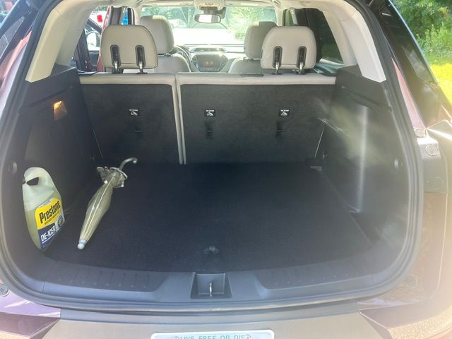 Used 2022 Chevrolet TrailBlazer LT w/ Sun and Liftgate Package AWD/4WD image 11