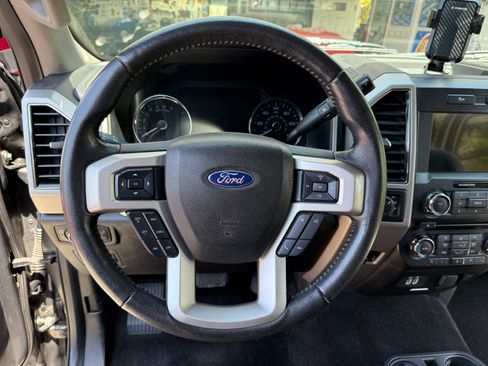 Used 2018 Ford F150 Lariat AWD/4WD image 22