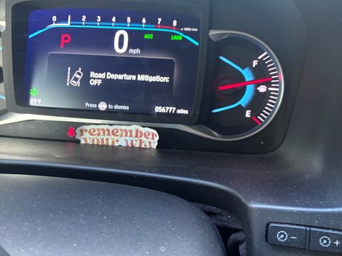 Used 2021 Toyota RAV4 XLE FWD image 13