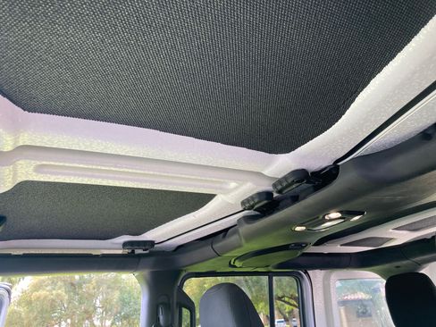 Used 2020 Jeep Wrangler Unlimited Sahara w/ Uconnect 4C Nav & Sound Group image 13