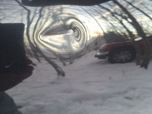 Used 2012 Volkswagen Touareg Sport image 25