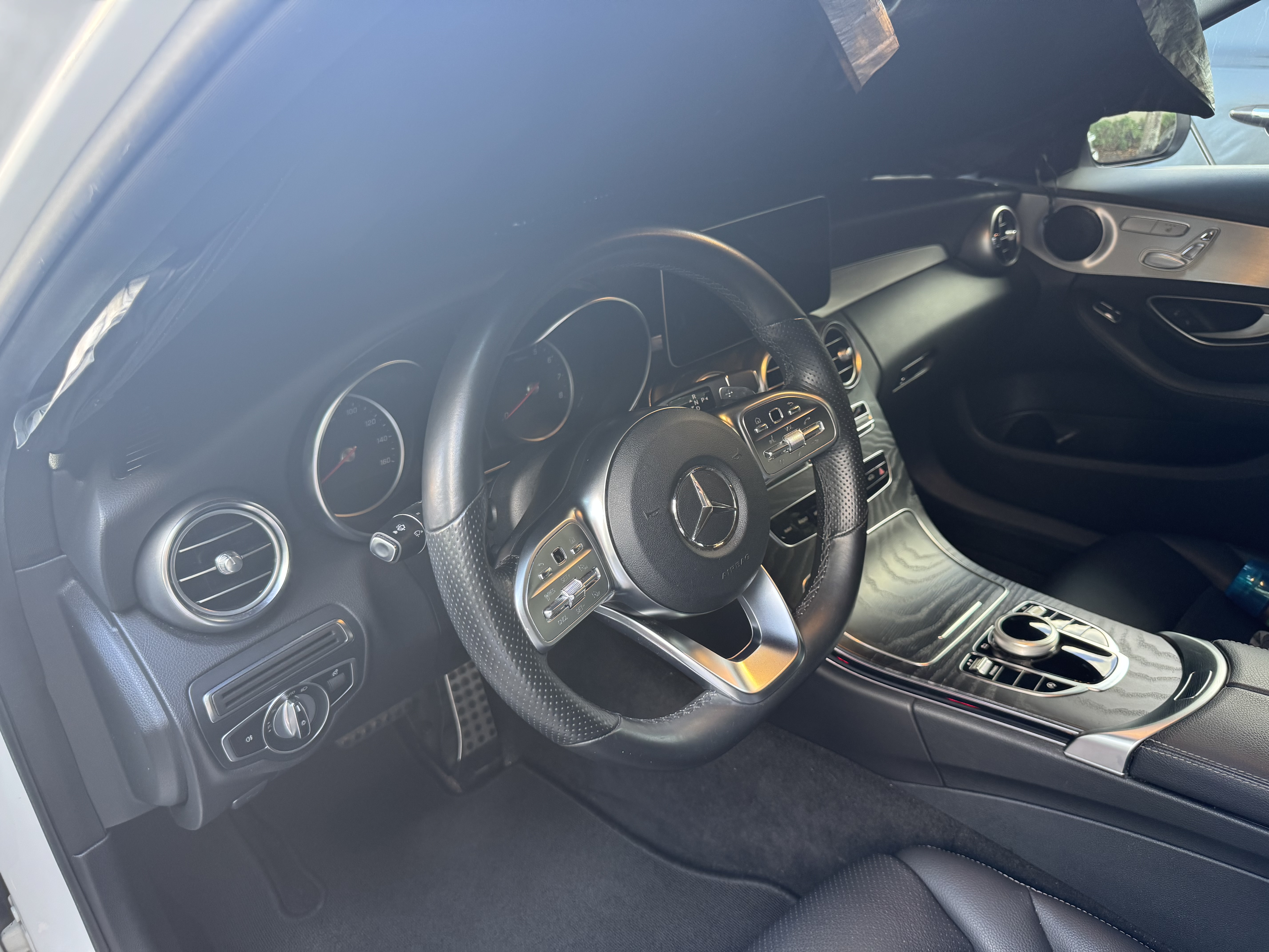 Used 2019 Mercedes-Benz C 300 Sedan image 25