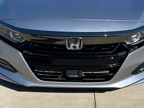 Used 2020 Honda Accord Sport image 15