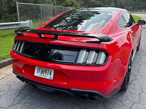 Used 2019 Ford Mustang Premium w/ Equipment Group 201A RWD image 5