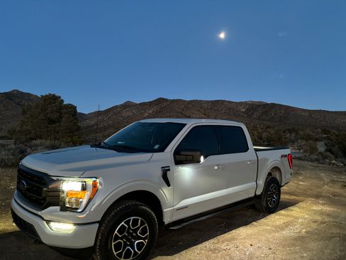 Used 2023 Ford F150 XLT w/ Equipment Group 302A High image 9