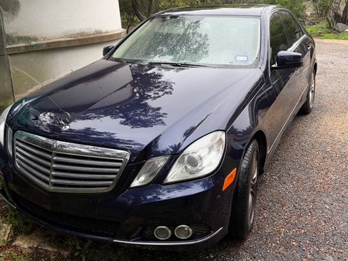 Used 2011 Mercedes-Benz E 350 Sedan image 5