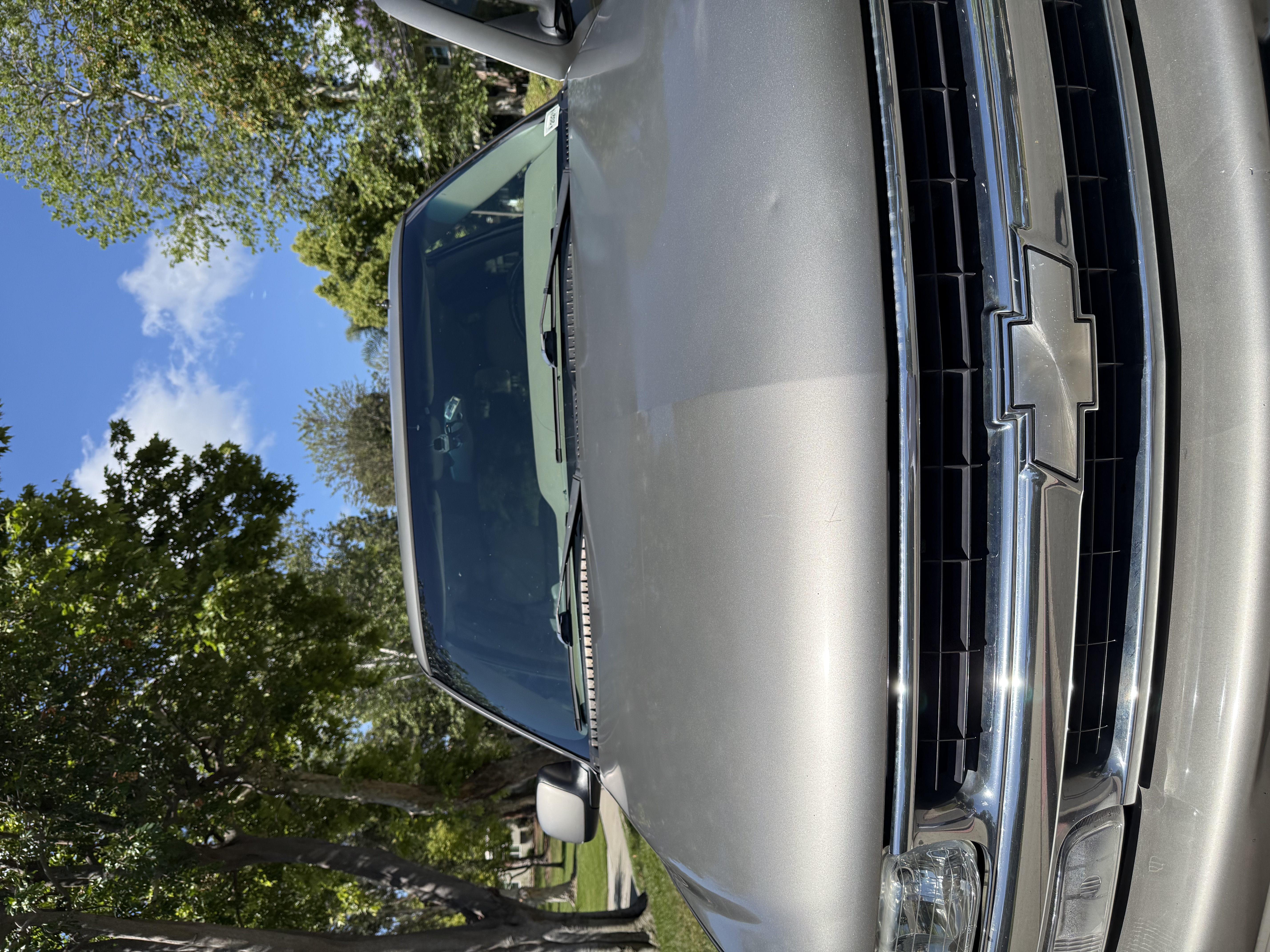 Used 2002 Chevrolet Tahoe LT RWD image 2
