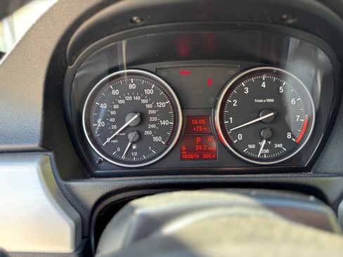 Used 2010 BMW 328i 328i Convertible 2D image 12