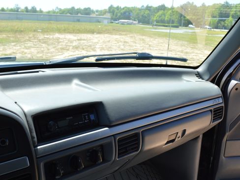 Used 1995 Ford Bronco image 20