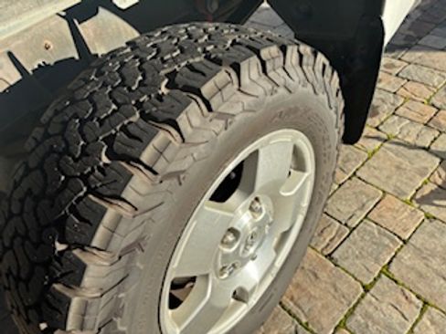 Used 2011 Toyota Tundra SR5 image 5