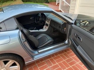 Used 2005 Chrysler Crossfire Limited RWD image 4