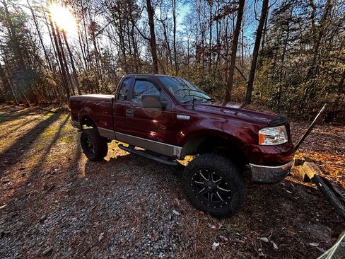 Used 2005 Ford F150 XLT image 9