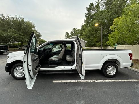 Used 2017 Ford F150 XL RWD image 5