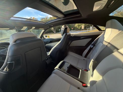 Used 2011 Mercedes-Benz E 550 Coupe image 14