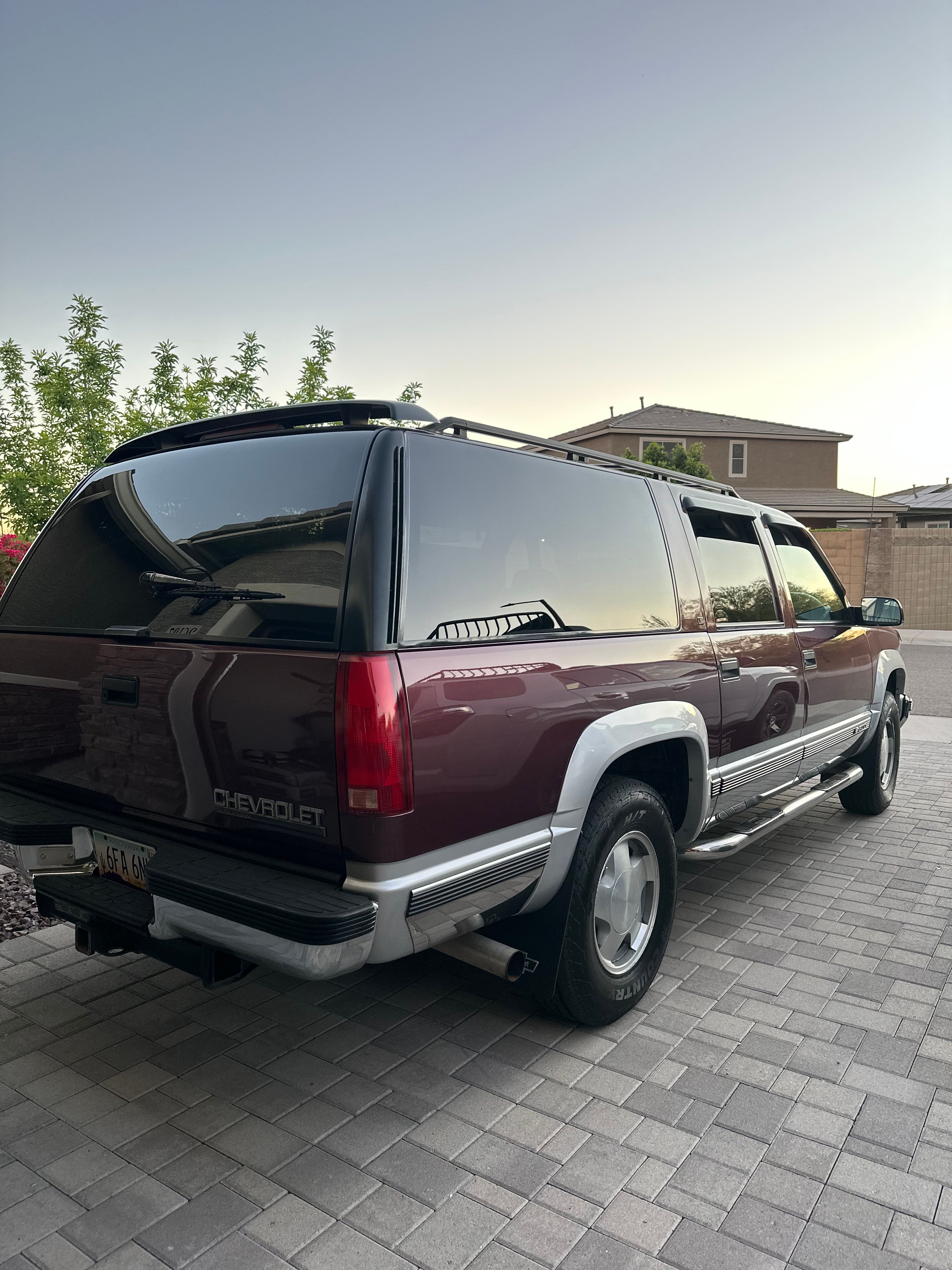 Used 1997 Chevrolet Suburban 4WD w/ Preferred Equipment Group 2 image 8