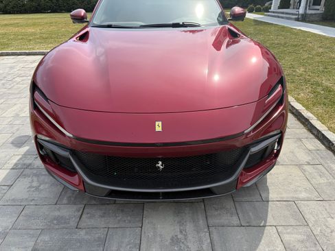 Used 2025 Ferrari Purosangue image 10