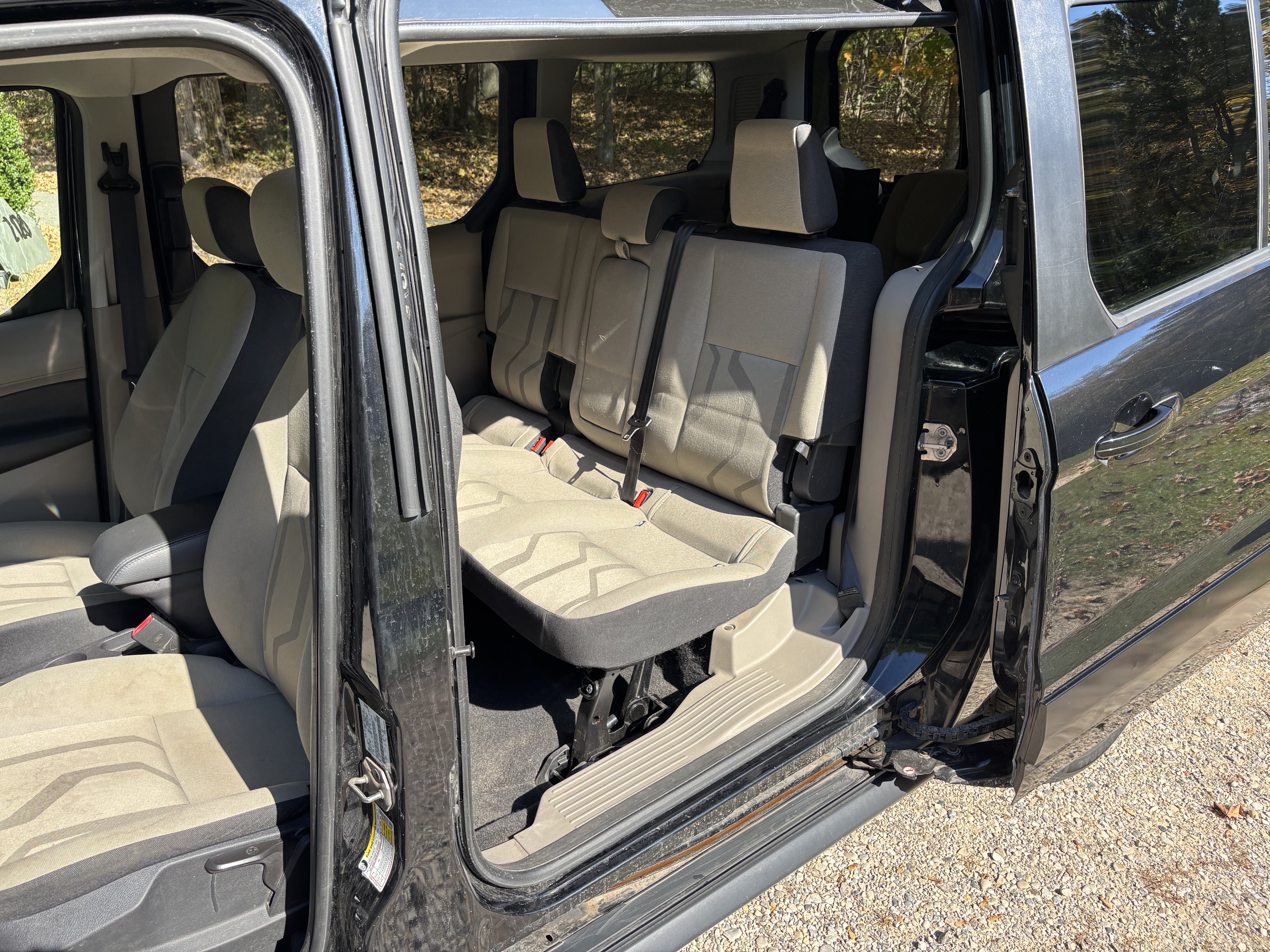 Used 2014 Ford Transit Connect XLT FWD image 4