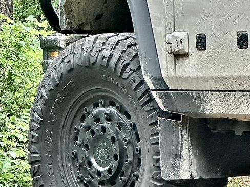 Used 2024 INEOS Grenadier image 14