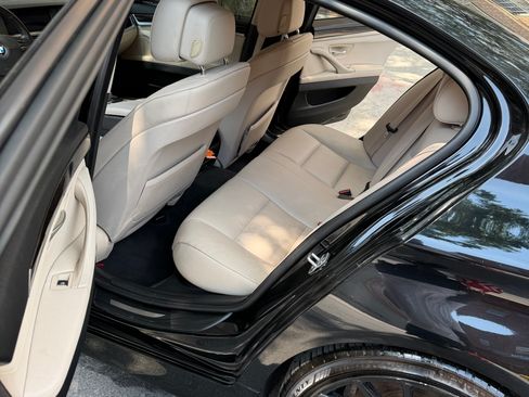 Used 2013 BMW 528i xDrive Sedan AWD/4WD image 11
