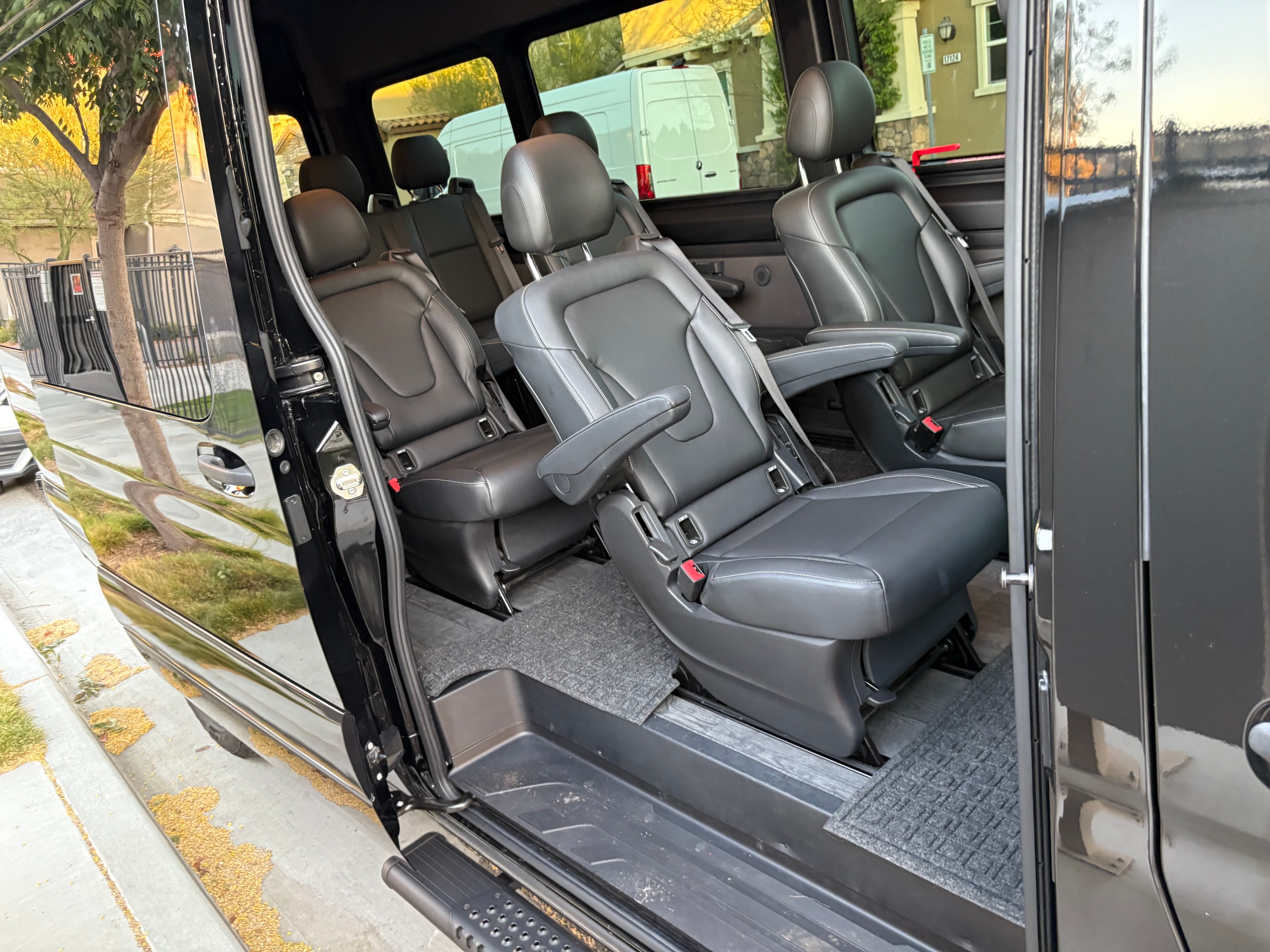 Used 2020 Mercedes-Benz Sprinter 2500 image 11