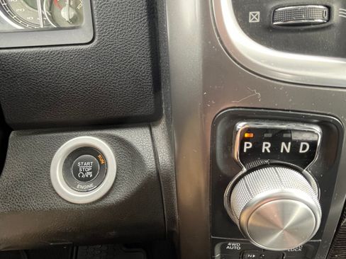 Used 2013 RAM 1500 Limited image 22