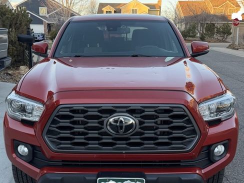 Used 2020 Toyota Tacoma TRD Off-Road image 4