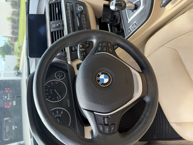 Used 2015 BMW 328i xDrive Sedan AWD/4WD image 11