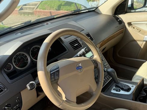 Used 2011 Volvo XC90 3.2 image 8