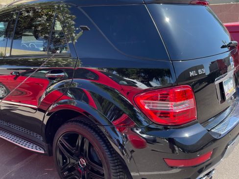 Used 2011 Mercedes-Benz ML 63 AMG 4MATIC image 12