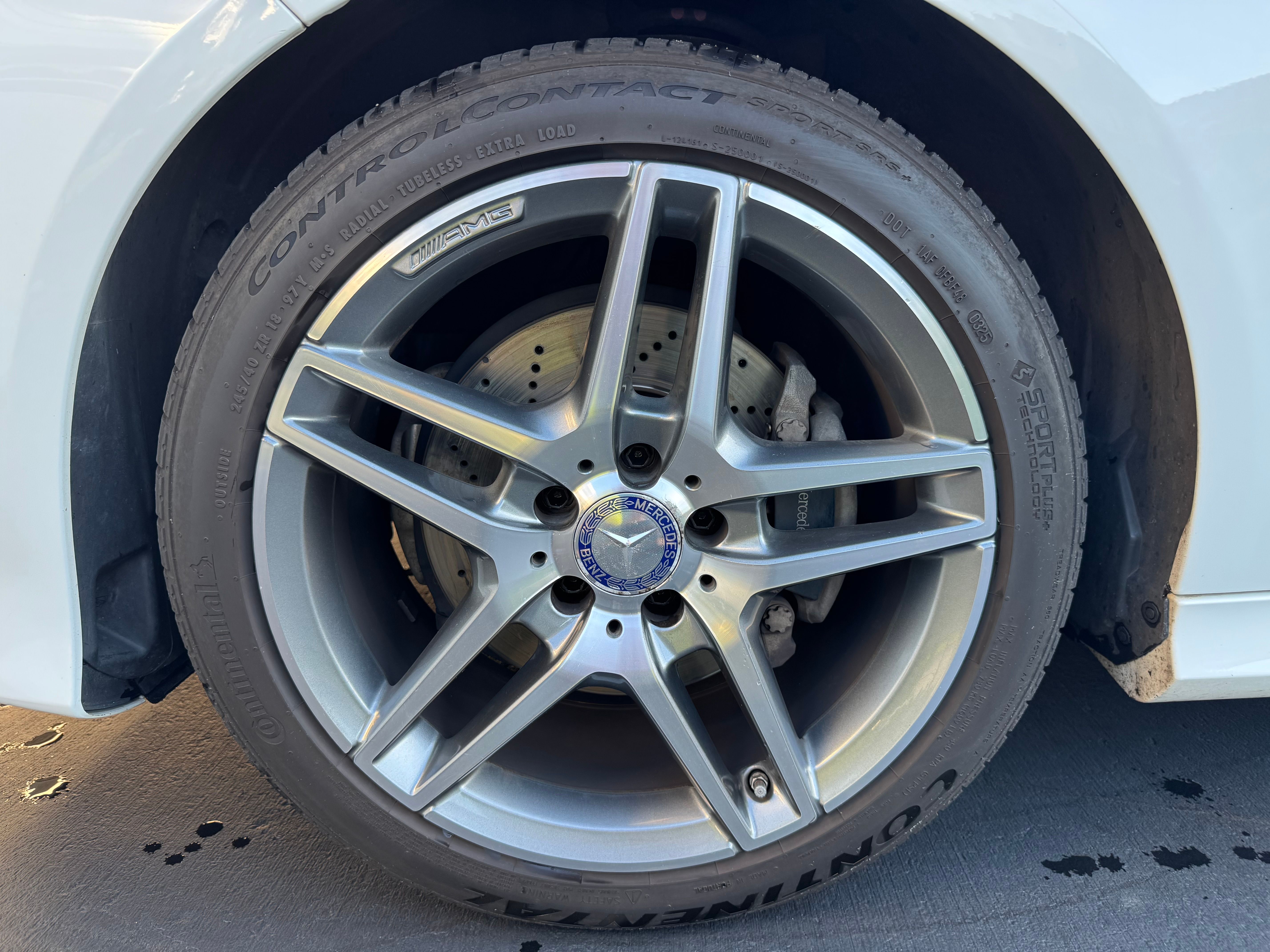 Used 2014 Mercedes-Benz E 350 4MATIC Sedan image 12