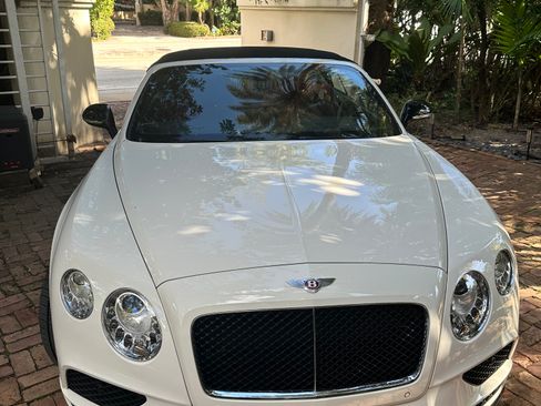 Used 2017 Bentley Continental GT V8 S image 4
