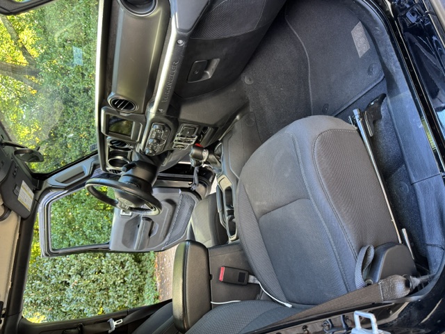 Used 2019 Jeep Wrangler Unlimited Sport S AWD/4WD image 9