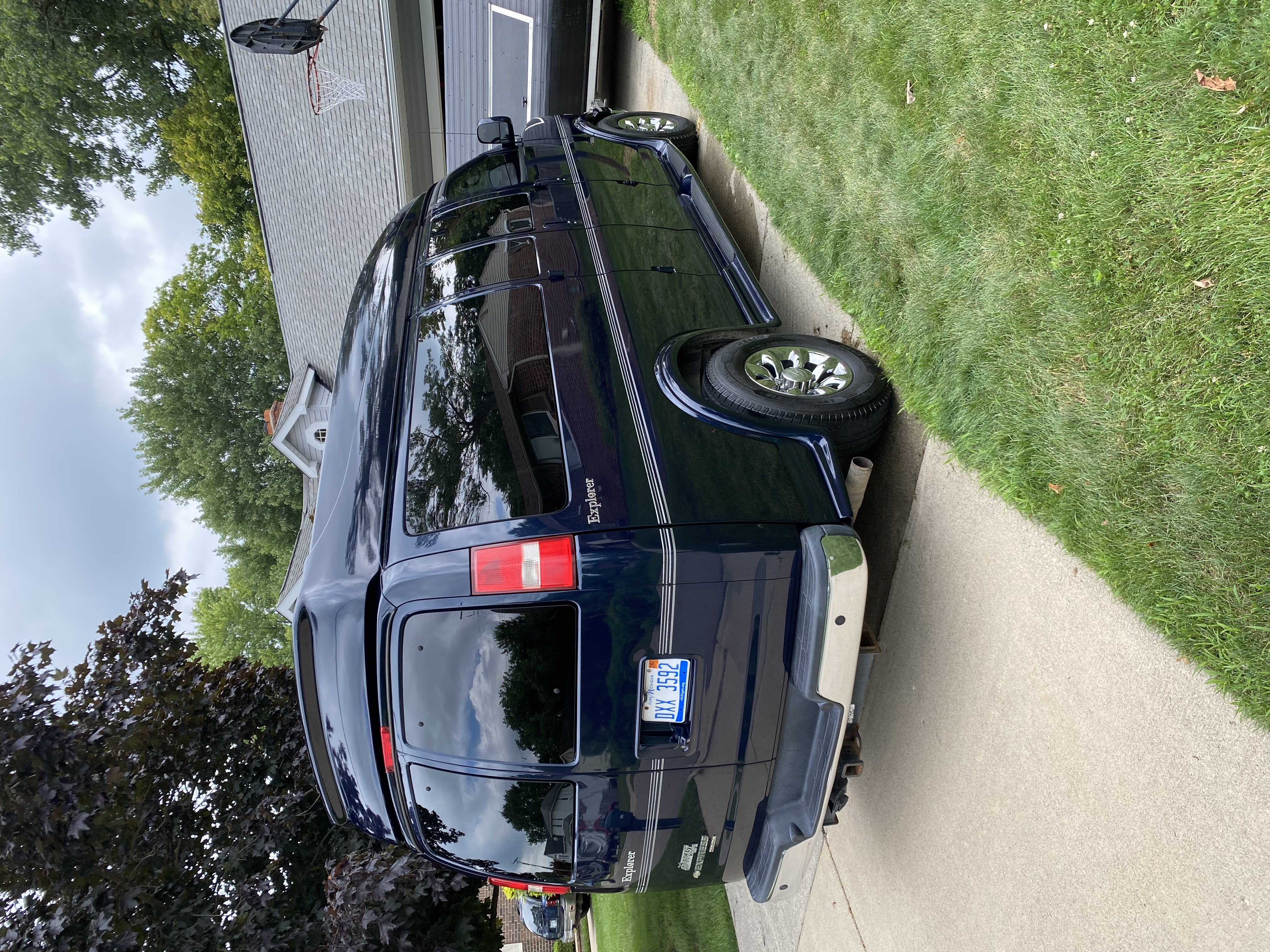 Used 2014 Chevrolet Express 2500 Extended RWD image 4