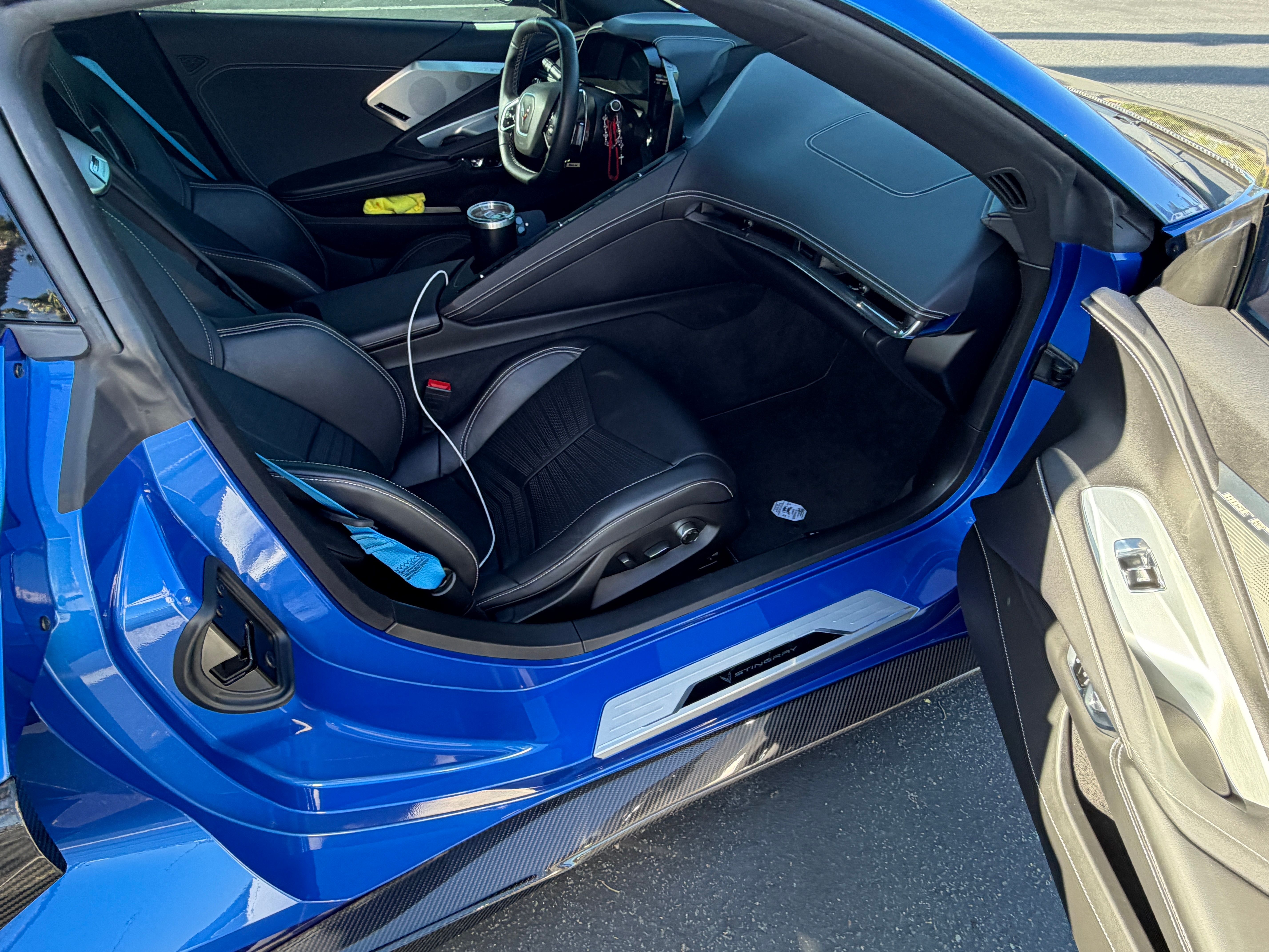 Used 2020 Chevrolet Corvette Stingray Preferred Cpe w/ 2LT Preferred Equipment Group RWD image 17