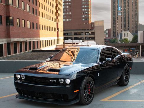 Used 2023 Dodge Challenger SRT Hellcat RWD image 27