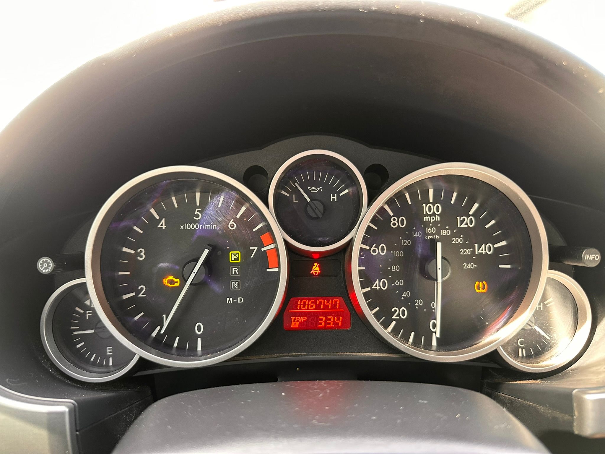 Used 2011 MAZDA MX-5 Miata Grand Touring w/ Premium Pkg RWD image 21