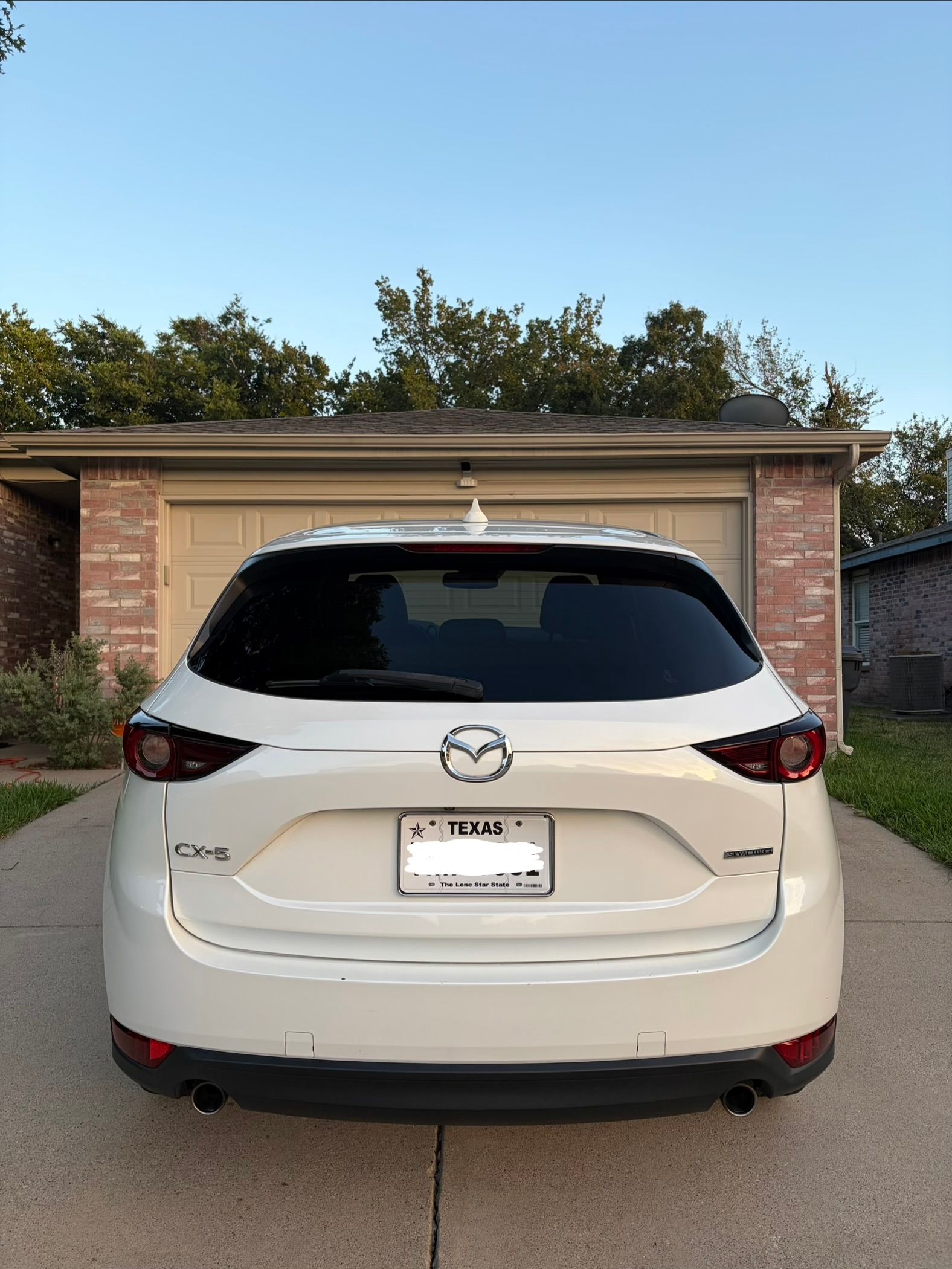 Used 2020 MAZDA CX-5 Touring FWD image 4
