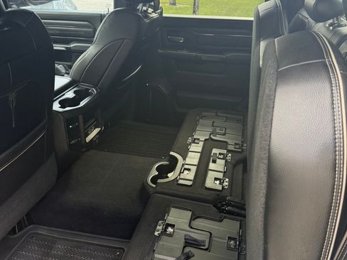 Used 2022 RAM 2500 Limited image 9