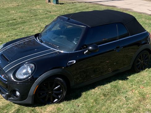 Used 2016 MINI Cooper S FWD image 2