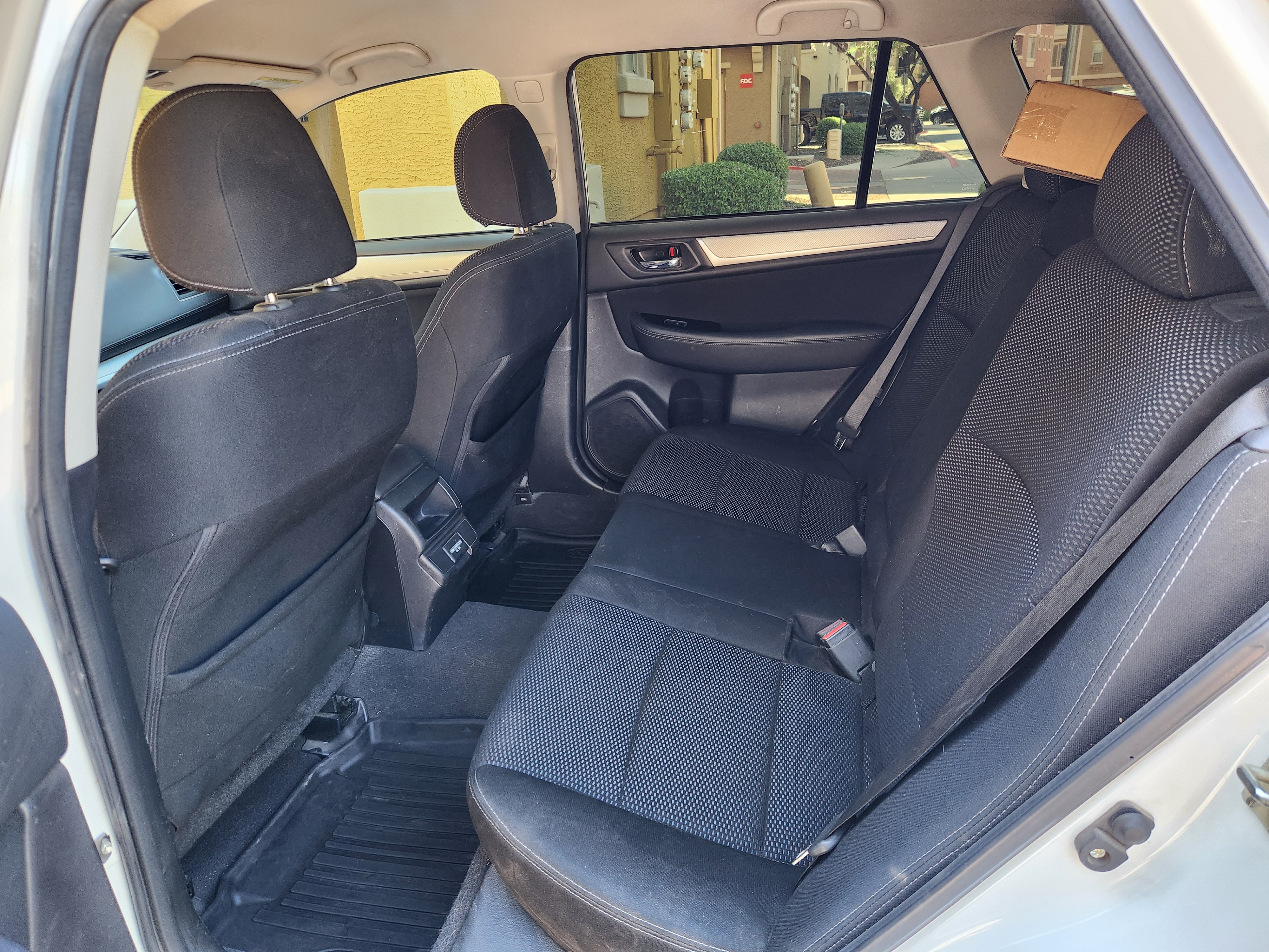 Used 2018 Subaru Outback 2.5i Premium AWD/4WD image 16