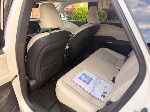 Used 2023 Lexus RX 350 FWD w/ Cold Area Package image 15