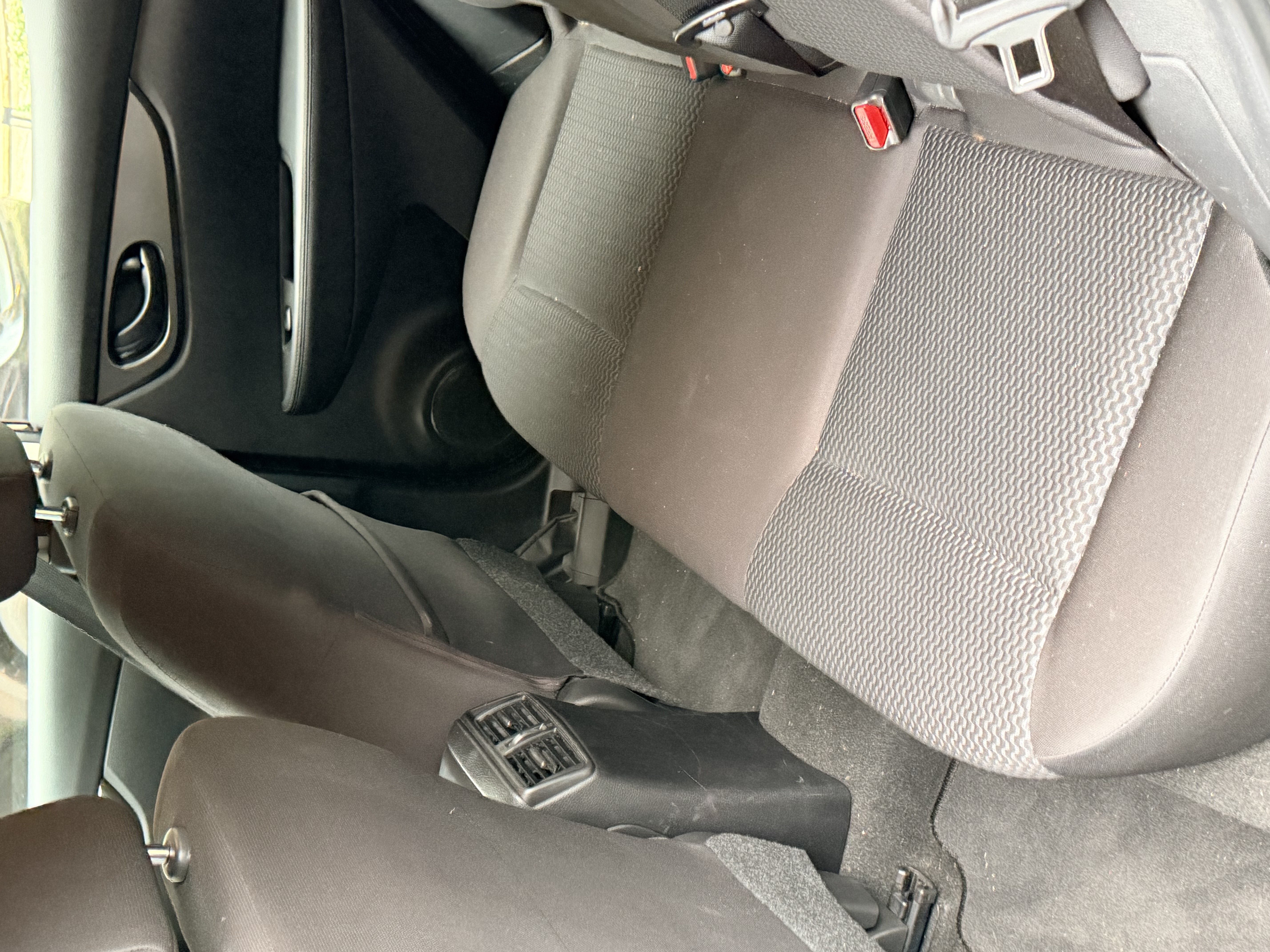 Used 2021 Nissan Rogue Sport S FWD image 6