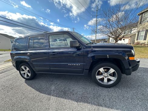 Used 2017 Jeep Patriot High Altitude image 1