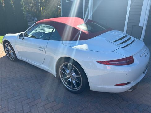 Used 2013 Porsche 911 Carrera RWD image 2