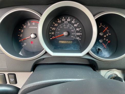 Used 2006 Toyota 4Runner Sport image 9