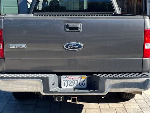 Used 2005 Ford F150 XLT image 2