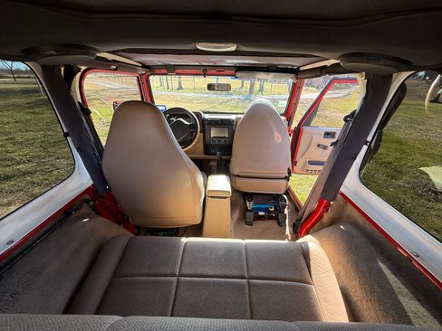 Used 2000 Jeep Wrangler Sport image 2