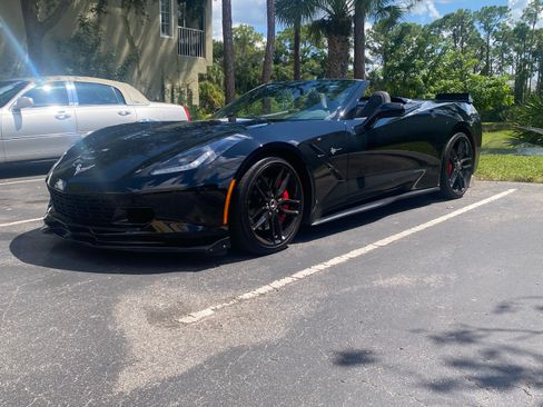Used 2014 Chevrolet Corvette Stingray Convertible w/ 2LT Preferred Equipment Group image 4