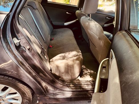 Used 2014 Toyota Prius Prime Plug-In Hybrid FWD image 10
